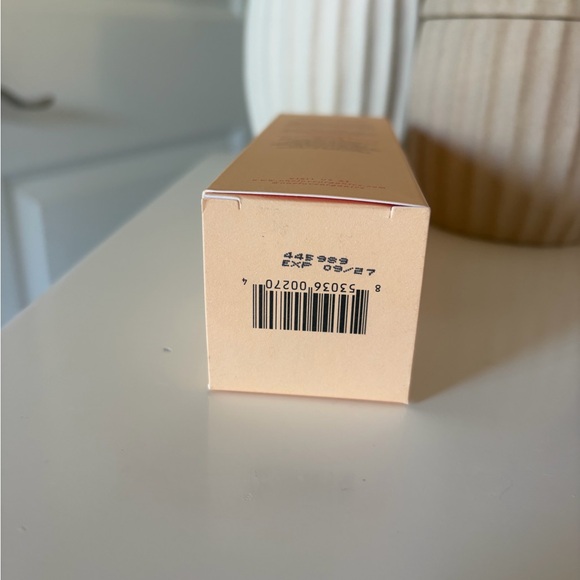 One Love Organics Vitamin B Enzyme Cleansing Oil Makeup Remover (4 fl. oz.) - Picture 3 of 3